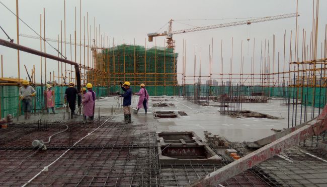 施工現(xiàn)場。韋冬影 攝.jpg