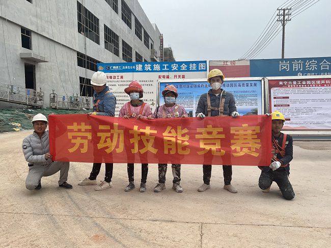 外墻涂料組合影。廖之錠 攝（修圖）.jpg